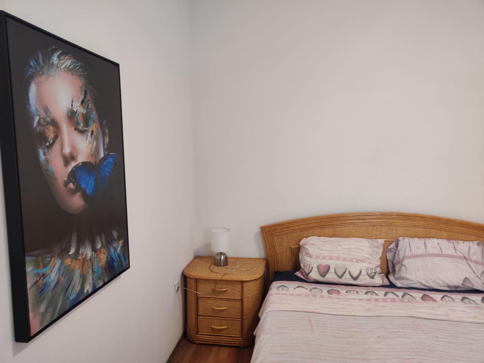 With Private Parking Self Check In Apartman Pula