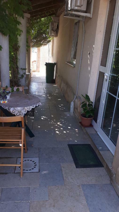 With Private Parking Self Check In Apartment Pula